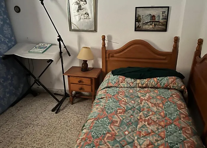 Проживание в семье En *